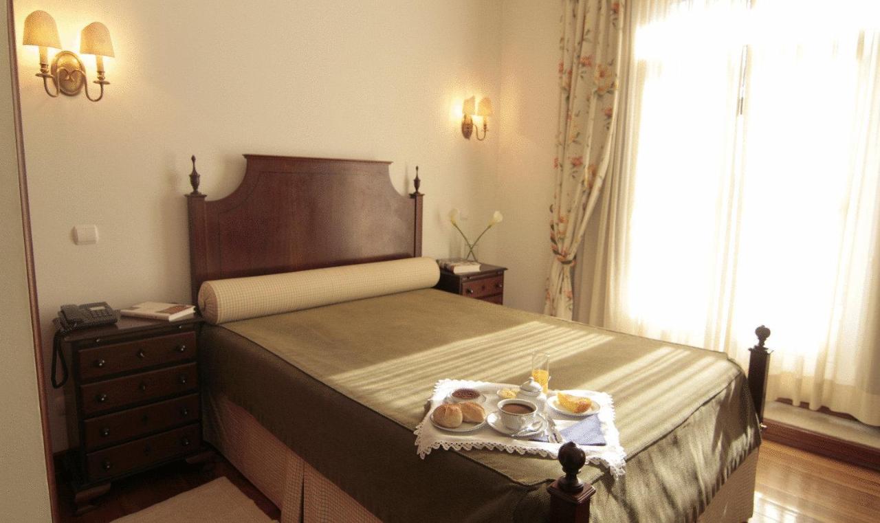 Hotel Rural Villa Do Banho ترمس دي ساو بيدرو دو سول الغرفة الصورة